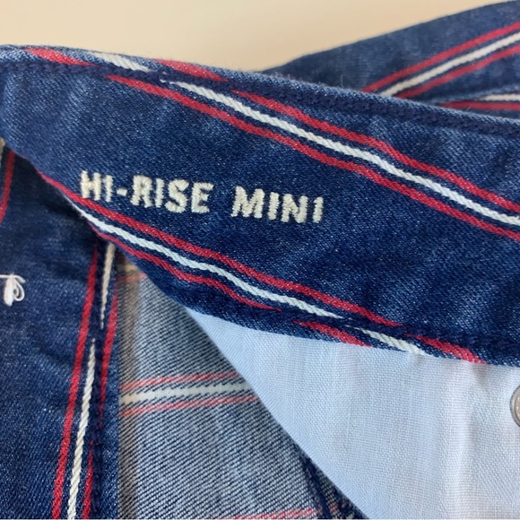 American Eagle Women’s High Rise Mini Striped Raw Hem Stretch Denim Skirt Size 0 - Picture 4 of 12